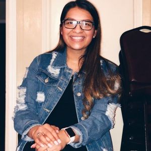 Meet your Posher, Jennifer